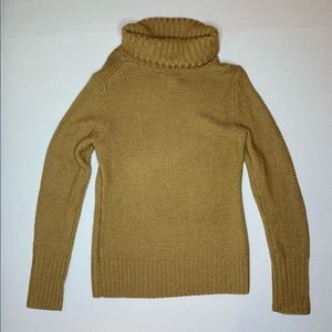 Banana Republic turtleneck